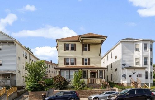 141 Cambridge St, Worcester MA 01603-2339 exterior