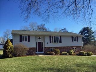 140 Mtn Rd, Holyoke MA  01040-9524 exterior