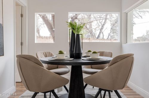 1121 Bethany Home Rd, Phoenix AZ  85014-2229 exterior