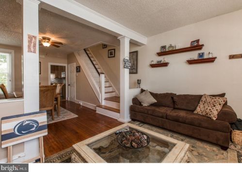 413 Markle St, Philadelphia PA  19128-3606 exterior