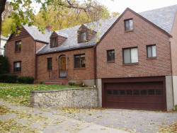 32 Avondale Rd, Newton, MA 02459-1619