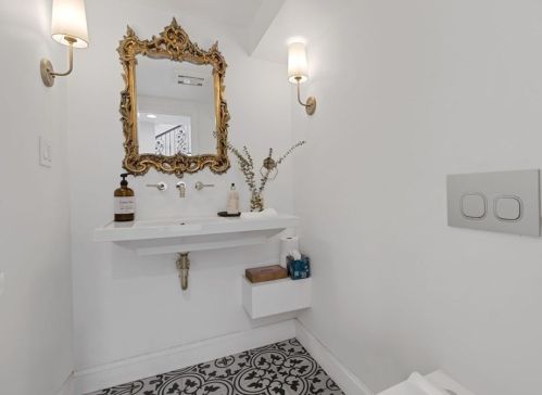 336 Elliot St, Newton MA 02464-1250 exterior