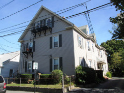 90 Dalby St, Newton, MA 02458-1033