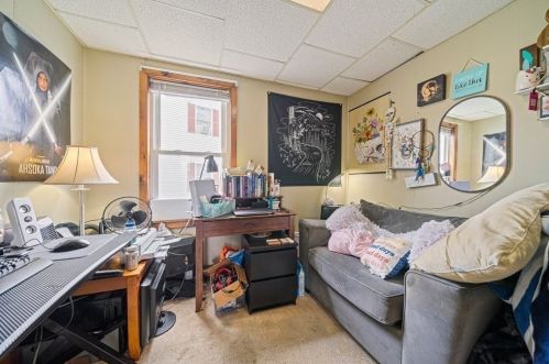 221 Healy St, Fall River MA 02723-1289 exterior