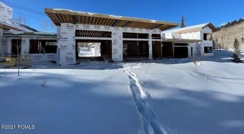 230 White Pne Cyn Rd, Park City UT 84060-6511 exterior