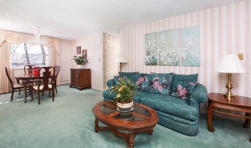 264 Sylvia St, Arlington MA  02476-7076 exterior