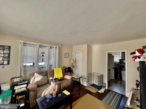 39 Harvard Ave, West Deptford NJ 08093-1808 exterior