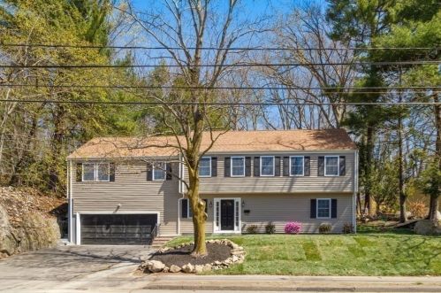 960 Summer St, Lynnfield MA  01940-2239 exterior