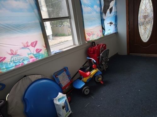 33 Mcgurk St, New Bedford MA 02744-2541 exterior