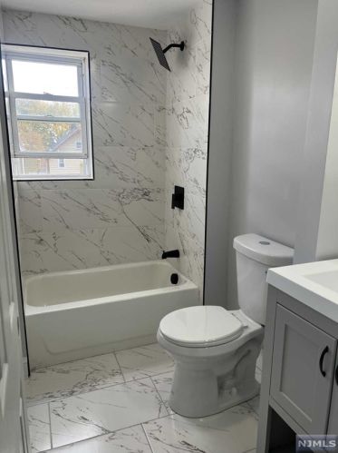 398 Forest St, Kearny NJ 07032-3416 exterior