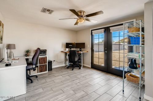 3216 Claire Dr, Phoenix AZ 85032-4911 exterior