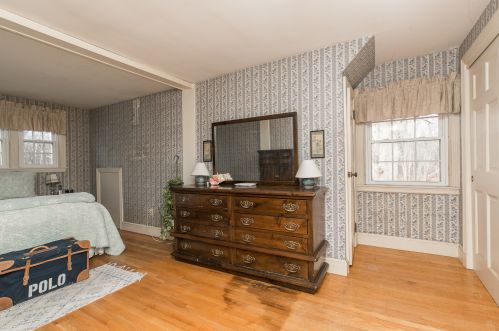 145 Salem Rd, Topsfield MA 01983-2515 exterior