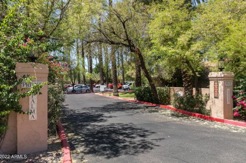 4540 44th St, Phoenix AZ 85018-4272 exterior