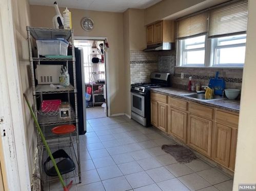 26 Schuyler Ave, Kearny NJ  07032-5929 exterior