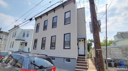 88 Devon St, Kearny NJ  07032-2307 exterior