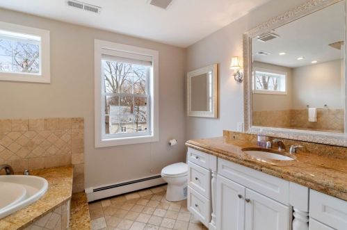 100 Kimball Rd, Dedham MA 02026-3727 exterior