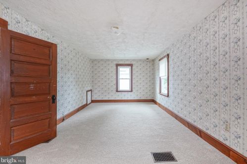 428 Billings Ave, West Deptford NJ 08066-2225 exterior