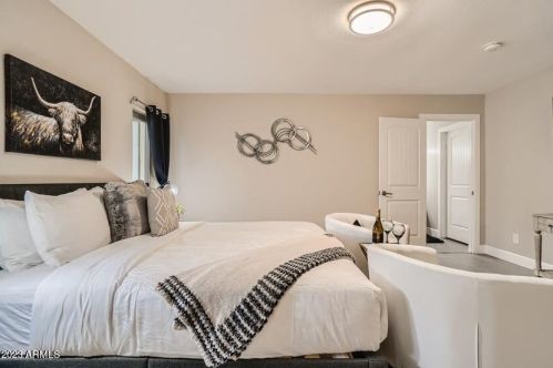 8007 7th Ave, Phoenix AZ  85021-5613 exterior