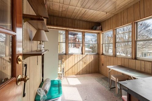 7 Bellingham Ave, Everett MA 02149-1218 exterior