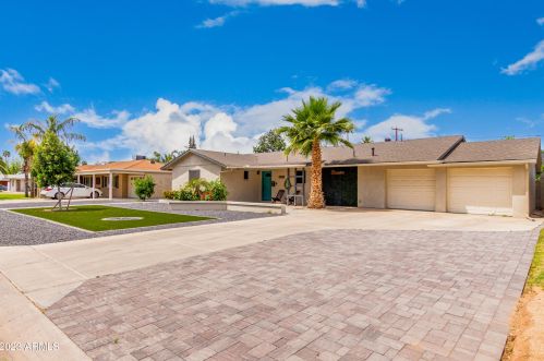 4030 Catalina Dr, Phoenix AZ  85018-7110 exterior