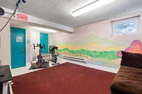 111 Upland Ave, Newton MA 02461-2112 exterior