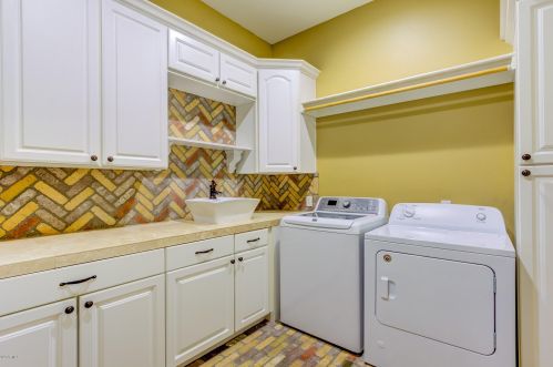 8116 3rd Ave, Phoenix AZ 85086-7203 exterior