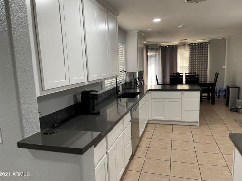 3629 73 Dr, Phoenix AZ 85033-3805 exterior