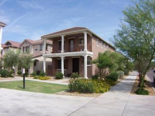 7104 7th Ln, Phoenix AZ  85041-6765 exterior
