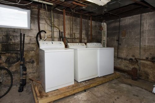 49 Highland Ave, Everett MA 02149-1434 exterior