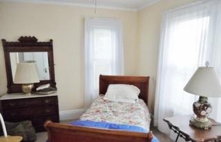 395 Lexington St, Waltham MA  02452-0933 exterior