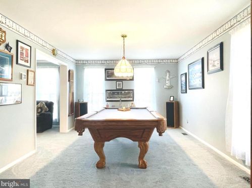 26 Tattersall Dr, West Deptford NJ 08051-1712 exterior