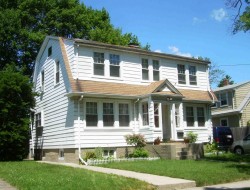 65 Falmouth Rd, Newton, MA 02465-1132