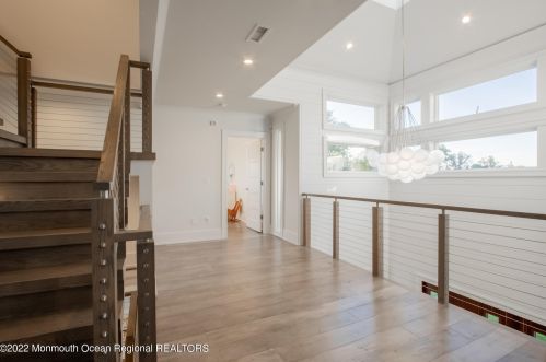 670 Little Silver Point Rd, Little Silver NJ  07739-1737 exterior