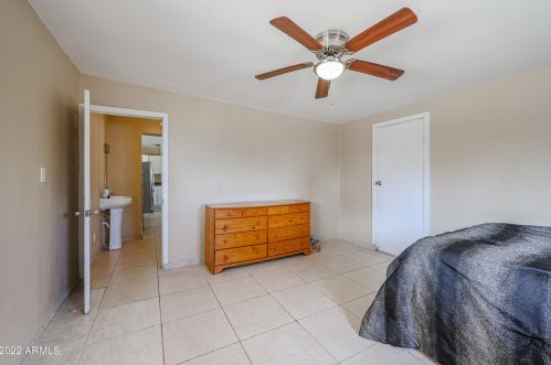 5044 Cambridge Ave, Phoenix AZ  85008-1620 exterior