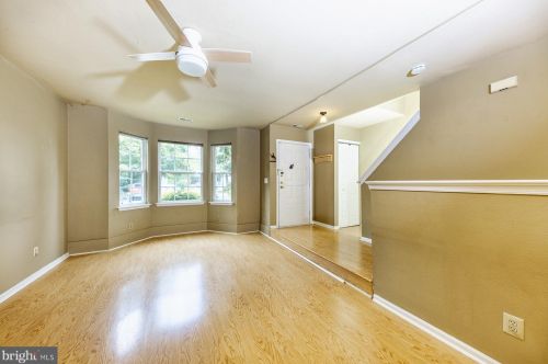 148 Pendragon Way, West Deptford NJ  08051-2222 exterior