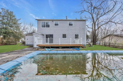 36 Drexel Dr, Jackson Twp NJ  08527-2328 exterior