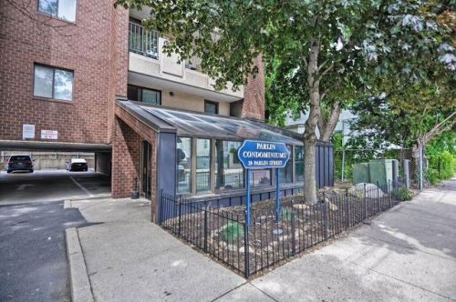 39 Parlin St, Everett MA  02149-1945 exterior