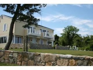 165 Mishaum Point Rd, Dartmouth MA  02748-1295 exterior
