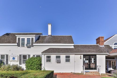 6 Munson Meeting, Chatham MA exterior