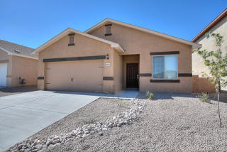 10323 Primrose Ln, Florence, AZ 85132-7462