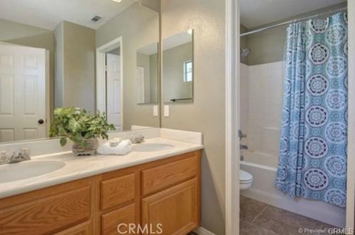 6 Bayfield, Irvine CA 92614-7907 exterior