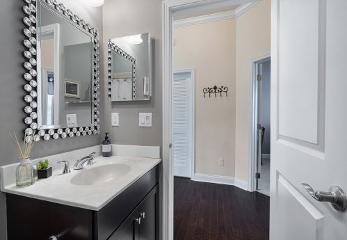 71 Pinetree Dr, Methuen MA 01844-1268 exterior