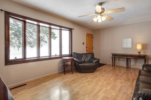 8201 Washington St, Niles, IL 60714-2430