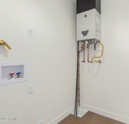 1253 Cambridge Ave, Phoenix AZ  85006-1102 exterior