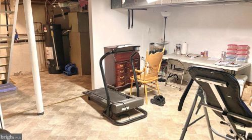 45 Elm Ave, West Deptford NJ 08051-1510 exterior