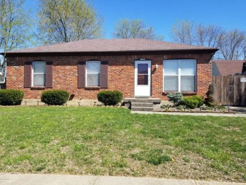 6813 Spourtland Dr, Louisville KY  40228-2366 exterior