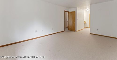 73 Wigwam Ln, Tinton Falls NJ 07724-3176 exterior