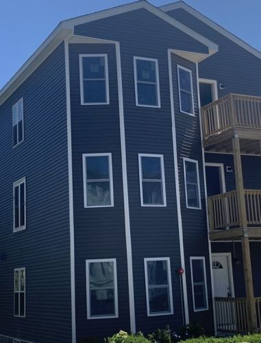 247 Pilgrim Ave, Worcester, MA 01604-4749