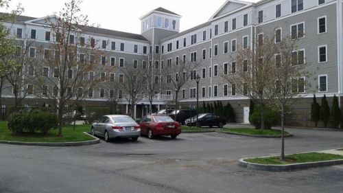 8 Crowninshield St, Peabody MA  01960-8201 exterior