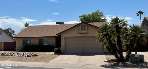 18856 40th Pl, Phoenix, AZ 85050-3704